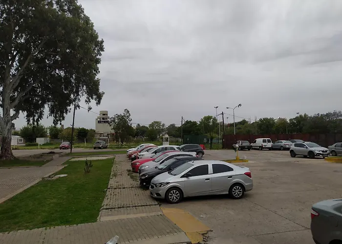 Costanera 3 Dormitorios 2 Cocheras Estamos A 800 Metros Del Centro