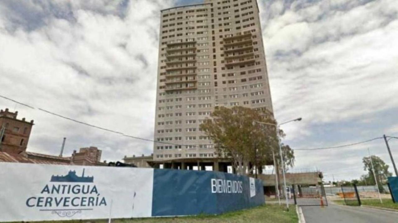 Costanera 3 2 Cocheras Estamos A 800 Metros Del Centro Apartamento