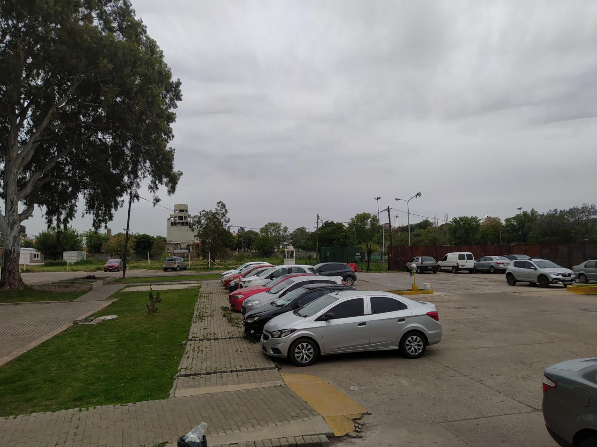 Apartamento Costanera 3 2 Cocheras Estamos A 800 Metros Del Centro *